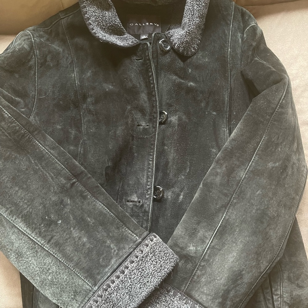Gallery women’s black suede coat size large